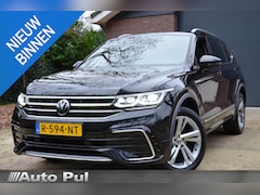 Volkswagen Tiguan Allspace - 1.5 TSI R-Line Business+ 7 Persoons Automaat/Navi/Pdc/Ecc/Achteruitrijcamera/Panoramadak/S