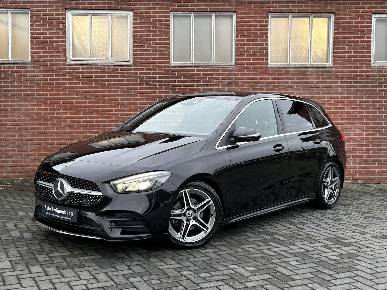 Mercedes-Benz B-klasse - 180d Business Solution AMG | Cruise | Carplay | - AutoWereld.nl
