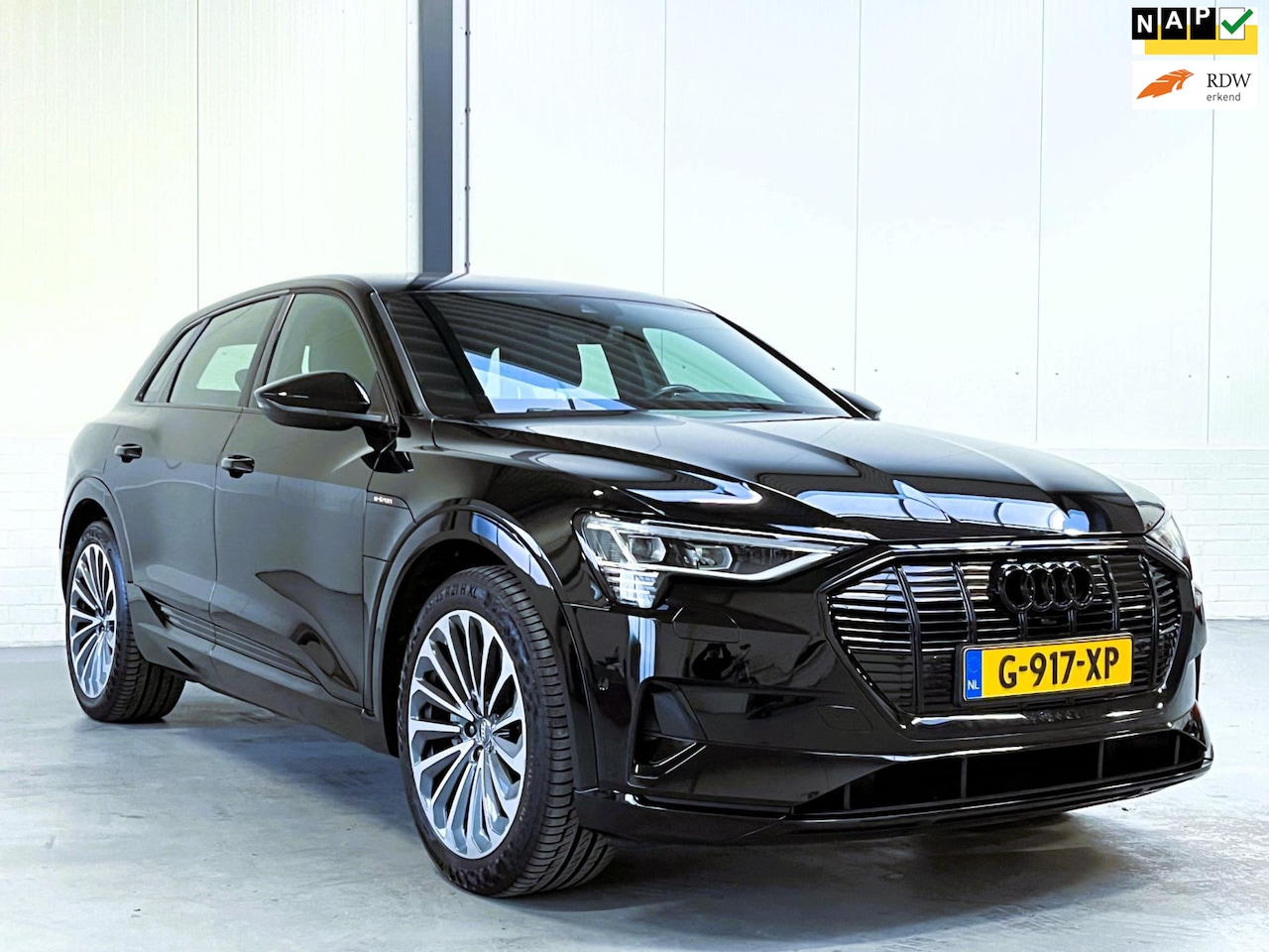 Audi e-tron - E-tron 55 quattro advanced 95 kWh SoH 100%|Luchtvering|1e Eigenaar|Eindejaaractie - AutoWereld.nl
