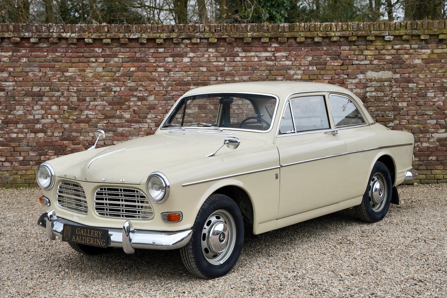 Volvo 121 - Amazon "Owned by 1 family" One family possession - from father to daughter, In a very good - AutoWereld.nl