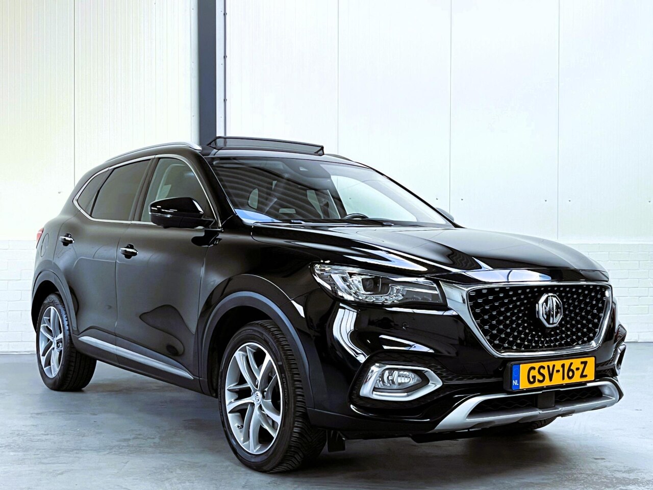 MG EHS - 1.5 TGDI Luxury 1.5 TGDI Luxury - AutoWereld.nl