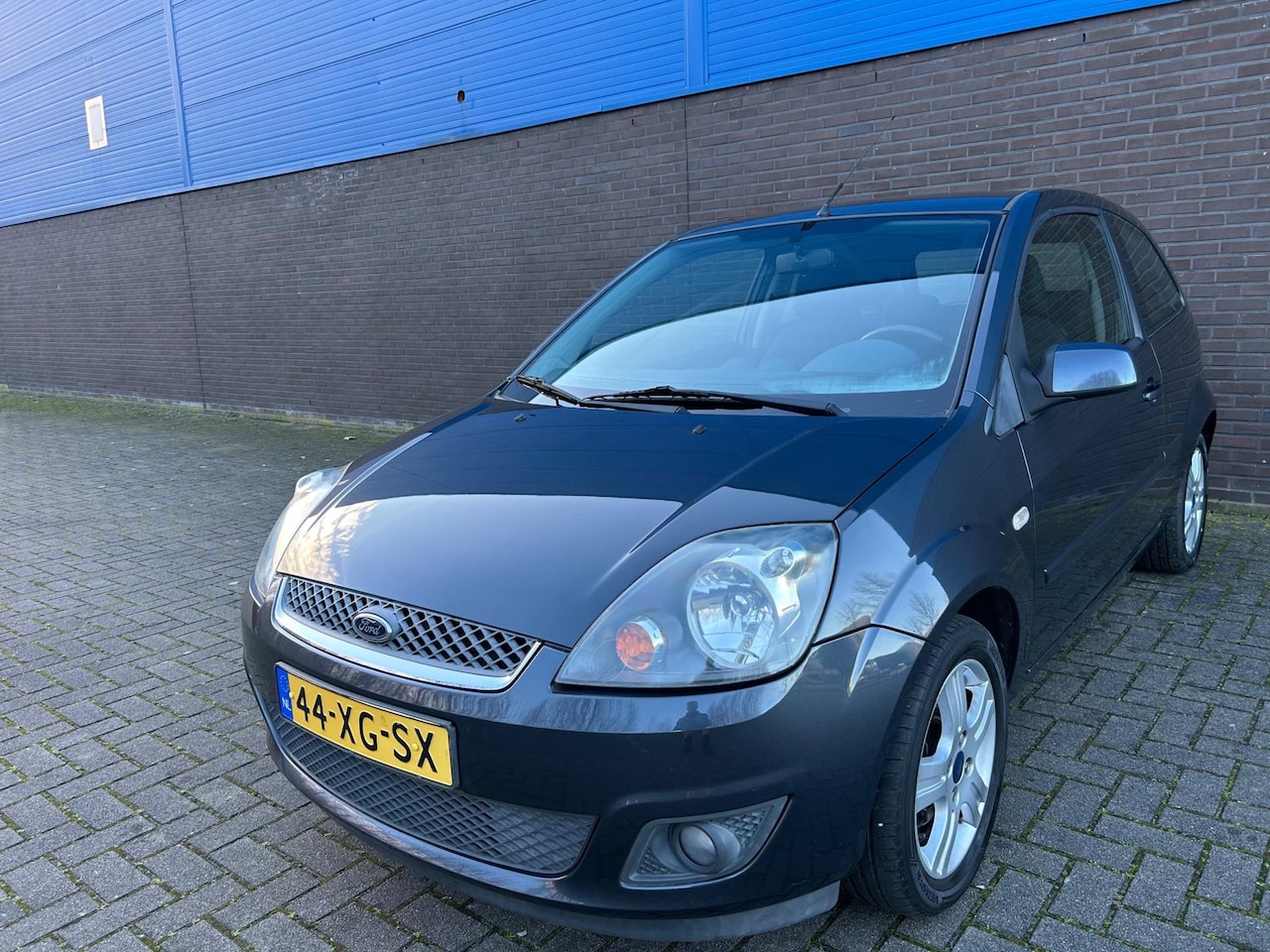 Ford Fiesta - 1.4-16V Futura | Airco | Elektrische Ramen & Spiegels | Centrale Vergrendeling | NAP |15” - AutoWereld.nl