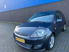 Ford Fiesta - 1.4-16V Futura | Airco | Elektrische Ramen & Spiegels | Centrale Vergrendeling | NAP |15”