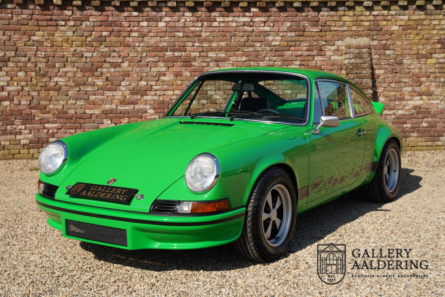 Porsche 911 - RS 2.7 MFI "A refined tribute" Restored and rebuilt by “old school” Porsche specialist/eng - AutoWereld.nl
