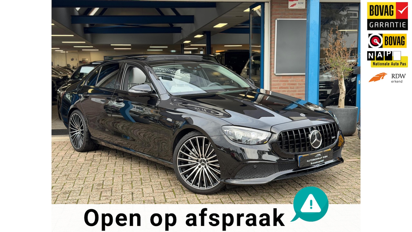 Mercedes-Benz E-klasse - 200 AMG PAKKET AUT PANO NAVI LM NAP! - AutoWereld.nl