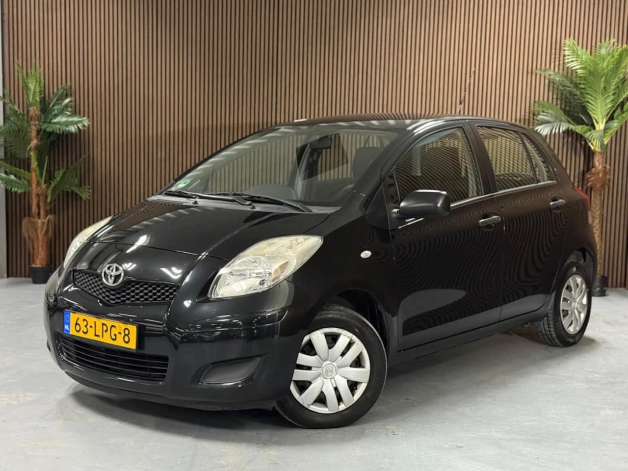 Toyota Yaris - 1.0 VVTi Acces 1.0 VVTi Acces - AutoWereld.nl