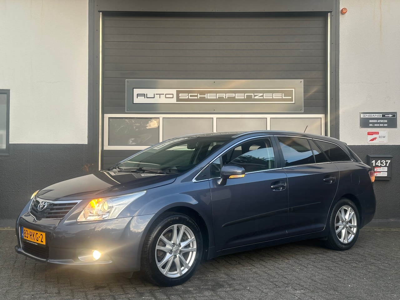 Toyota Avensis Wagon - 1.8 VVTi Classic I CAMERA I AIRCO I CRUISE I TREKHAAK I NL AUTO - AutoWereld.nl