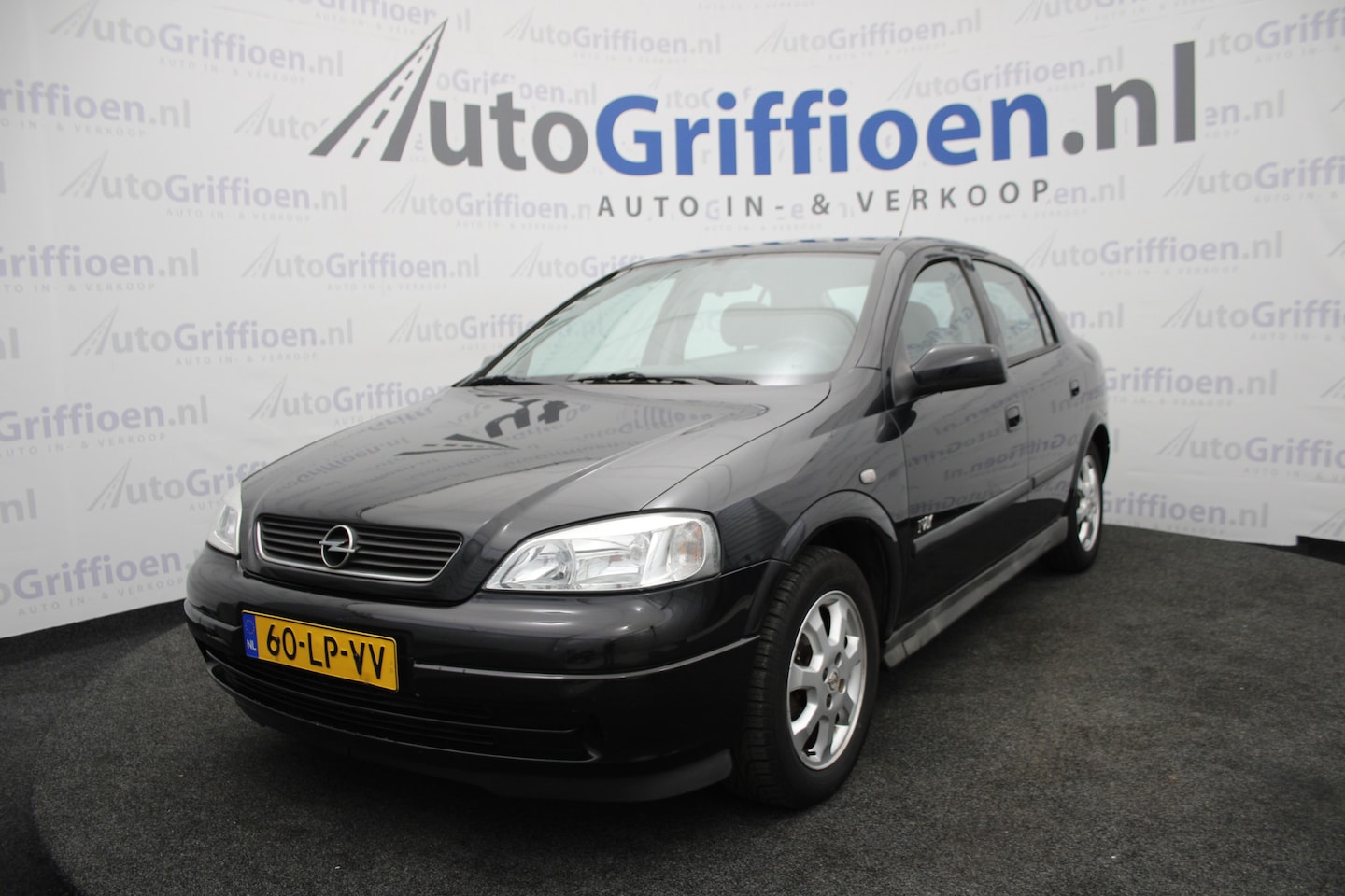 Opel Astra - 1.6-16V Njoy nette 5-deurs met airco - AutoWereld.nl