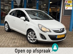 Opel Corsa - 1.2-16V BlitZ Wit 3drs 2014 AIRCO LM NAP