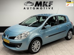 Renault Clio - 1.2 TCE Special Rip Curl 5D 2009 Airco/LMV/NAP