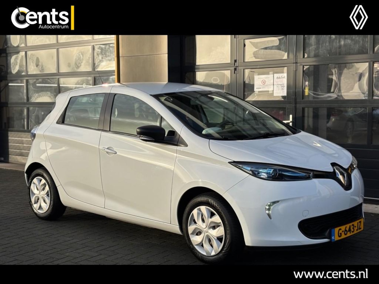Renault Zoe - R90 Life 41 kWh KOOP BATTERIJ NAVI AIRCO - AutoWereld.nl