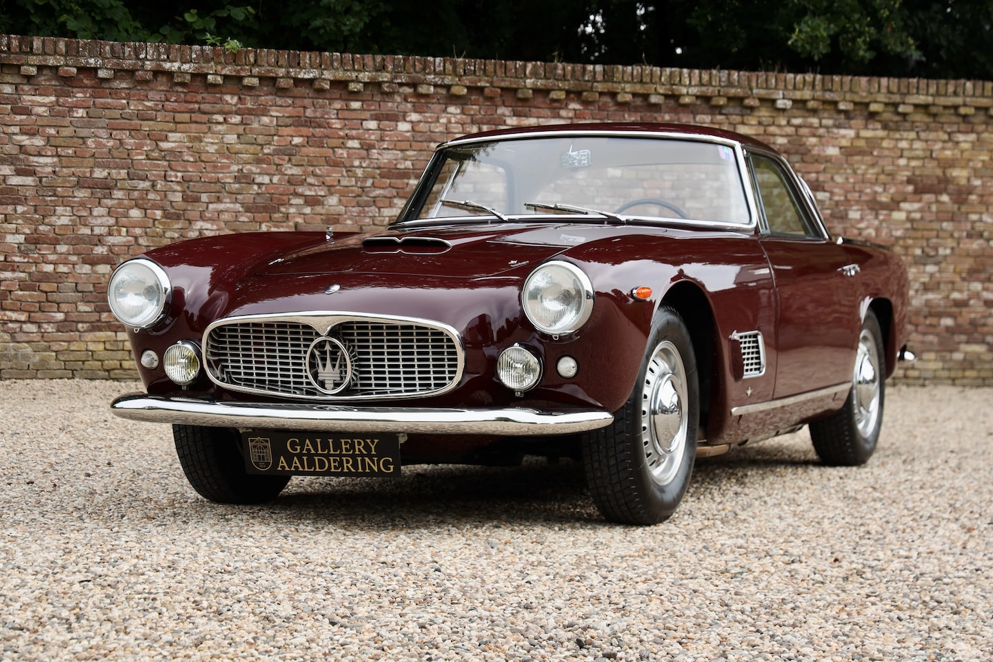 Maserati 3500 GT - Coupe by Touring "Nut and bolt" restoration by marque-specialist, Matching Numbers and col - AutoWereld.nl