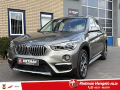BMW X1 - sDrive20i High Exec. 1e Eigenaar-PANO - Clima -Navi- 192PK-NAP