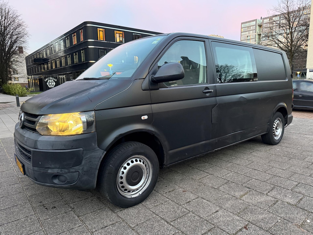 Volkswagen Transporter - 2.0 TDI L2H1 BM Baseline DC Budgetline Dubble cab 6 pers. - AutoWereld.nl