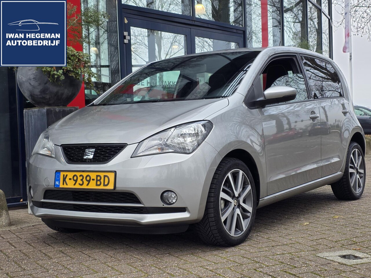 SEAT Mii Electric - Plus | Stoelverwarming | LM velgen | ECC | PDC | - AutoWereld.nl