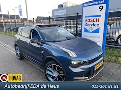 Lynk & Co 01 - 1.5 PHEV 260pk autom. met o.a. trekhaak, panodak, Winterpakket, etc