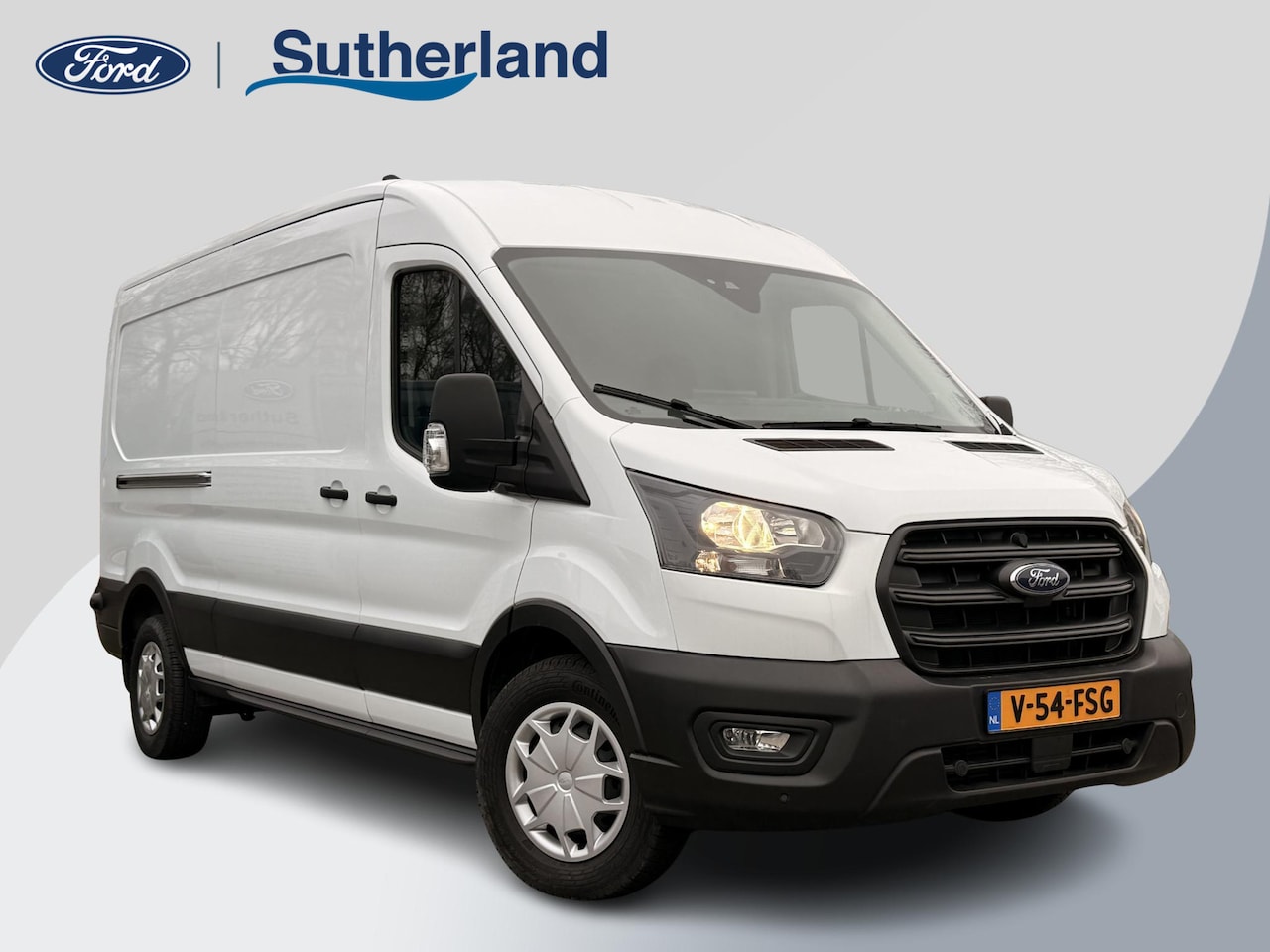 Ford Transit - 350 2.0 TDCI L3H2 Trend | SCI | 130pk | Navigatie Pack | Safety en Comfort Pack | Trekhaak - AutoWereld.nl