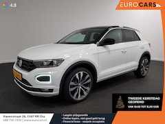 Volkswagen T-Roc - 1.5 TSI 150pk DSG United R-Line | Navigatie | 19"Lichtmetalen velgen | Digitale Cockpit |