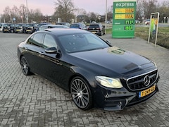Mercedes-Benz E-klasse - AMG 43 4Matic Memory Seats Ambiance Verlichting Luchtvering Lane Assist ACC
