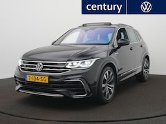 Volkswagen Tiguan - 1.5 TSI R-Line 20 Inch - Trekhaak - Navigatie - Camera