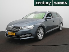 Skoda Superb Combi - 1.4 TSI iV Business Edition Navigatie - Clima - Dodehoek detectie - Voorstoelen en achterb