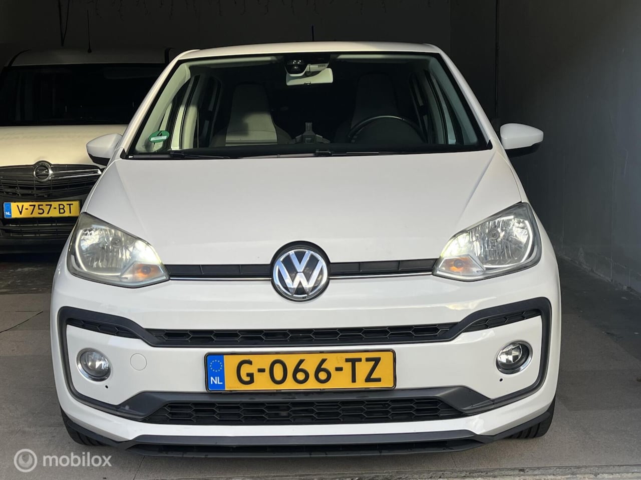 Volkswagen Up! - 1.0 BMT high up! 1.0 BMT high up! - AutoWereld.nl