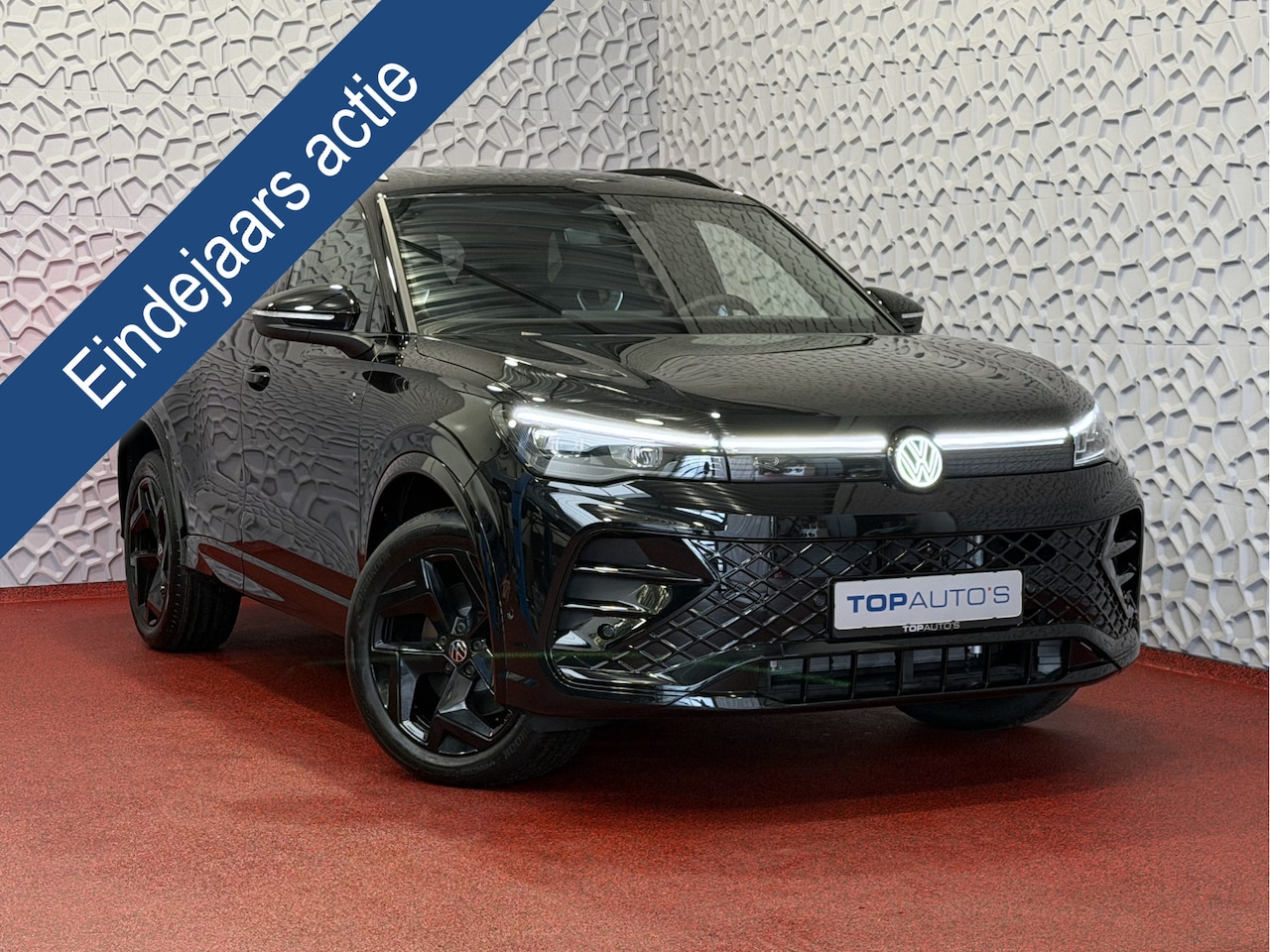 Volkswagen Tiguan - 1.5 eHYBRID 272PK NW AUTO R-LINE BLACK PANO XL.NAVI BLACK.STYLE 360.CAM ELEK.KLEP MATRIX.L - AutoWereld.nl