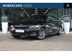BMW 3-serie Touring - 330e eDrive High Executive Sport Line Automaat / Sportstoelen / Achteruitrijcamera / LED /