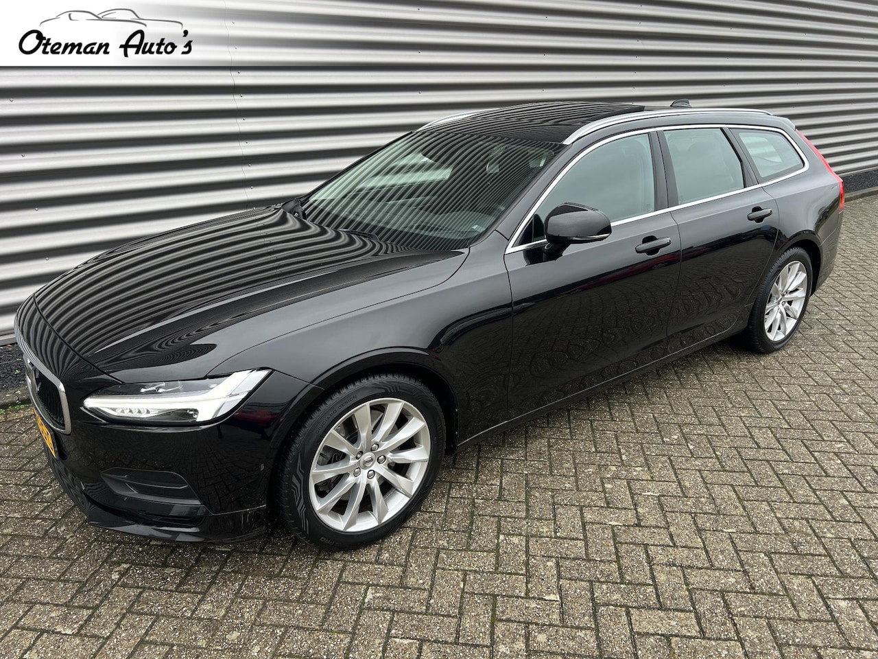 Volvo V90 - 2.0 T5 Momentum Panorama - AutoWereld.nl