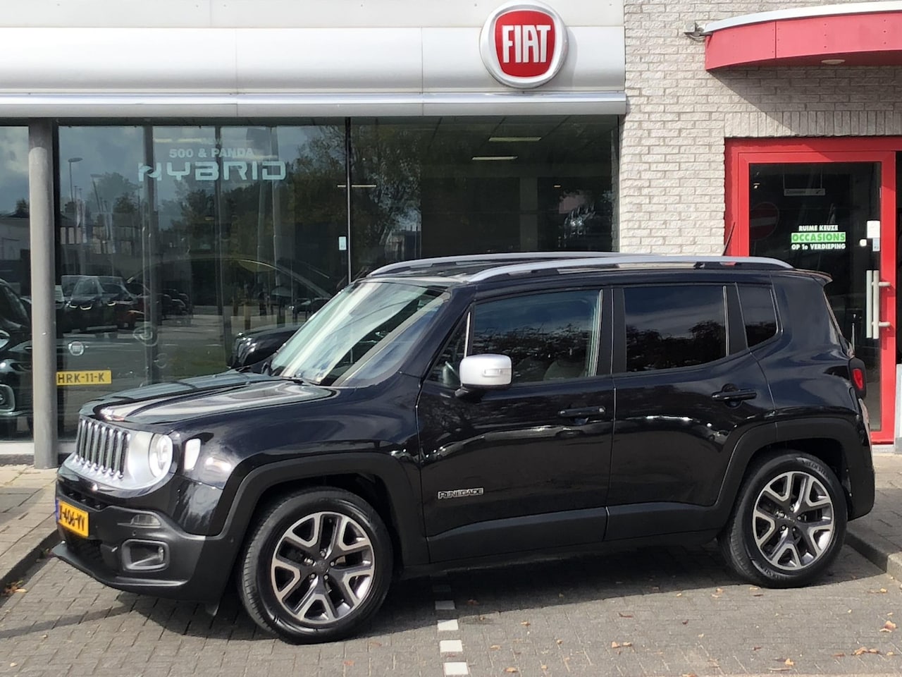Jeep Renegade - 1.4 MultiAir Limited NAVI|CLIMATE|LEER|CAMERA|STOELVERWARMING|PDC|18" - AutoWereld.nl