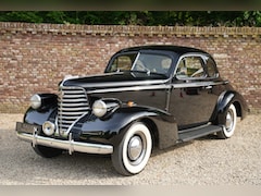 Oldsmobile F-series - Business Coupé "F-series" In restored condition retaining original parts such as the dashb