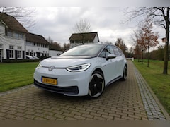 Volkswagen ID.3 - First Max 58 kWh | BTW | Pano | I.Q. LIGHT | Head-Up | Stoelverwarming | Massage | Trekhaa