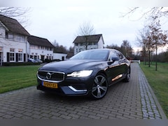 Volvo S60 - 2.0 T8 AWD Twin Engine R-Design | Harman Kardon | Pano | Head-up | BLIS | Camera | Memory