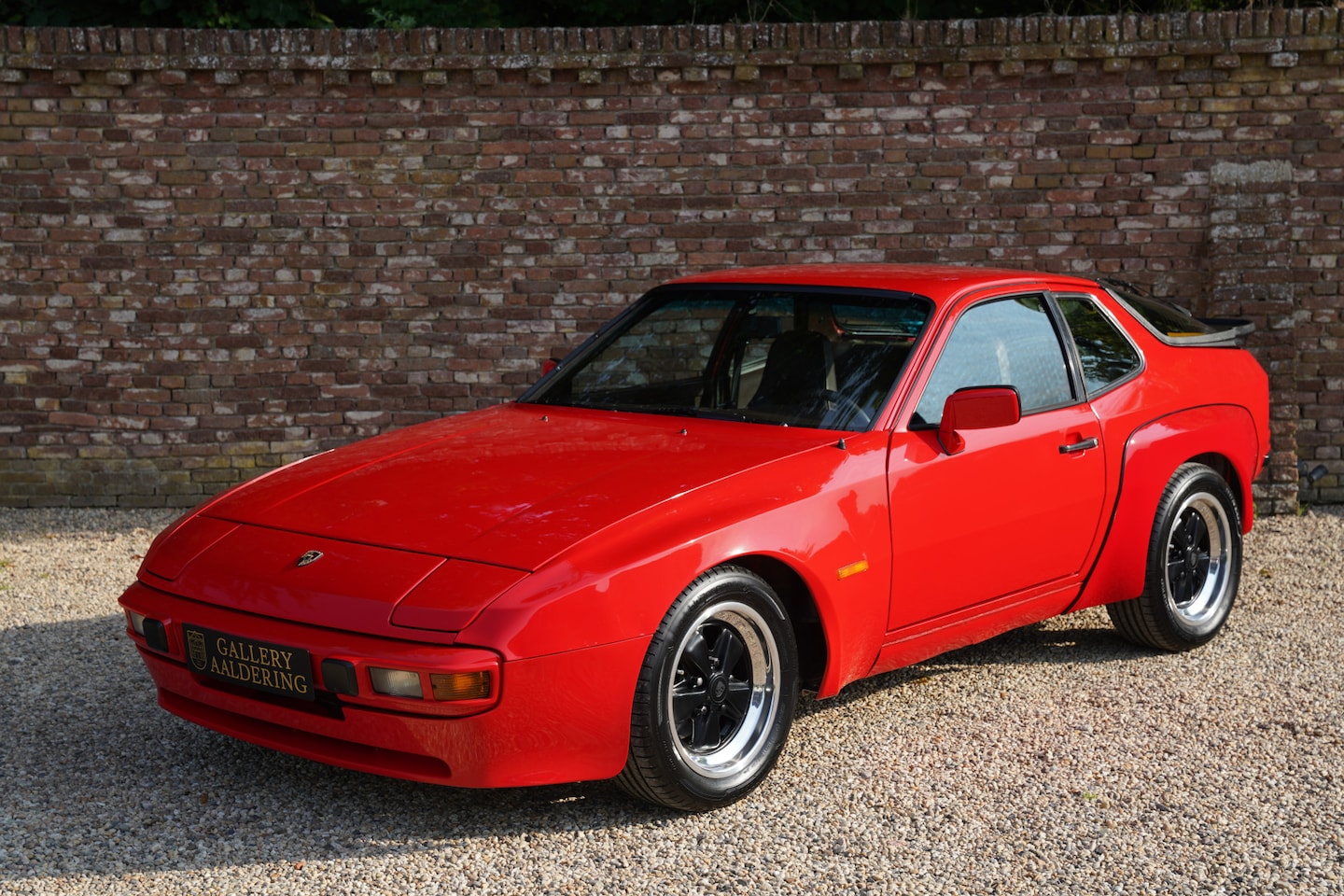 Porsche 924 - 924S - "Das 946 Projekt/Prototype" Prototype 946 - “one of 15” prototypes built by Porsche - AutoWereld.nl