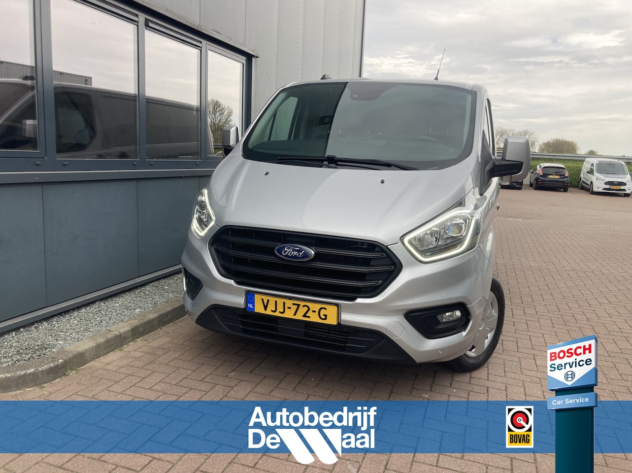 Ford Transit Custom - 2.0 TDCi EURO6 130pk Automaat Trend L1H1 300 2XSCHUIFDEUR/AIRCO/CRUISE/PDC/VERW.VOORRUIT/S - AutoWereld.nl