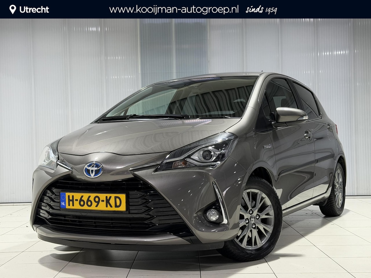 Toyota Yaris - 1.5 Hybrid Dynamic | Dealer onderhouden | Lage KM | - AutoWereld.nl