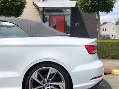 Audi A3 Cabriolet - 1.4 TFSI CoD Sport S3 uitvoering