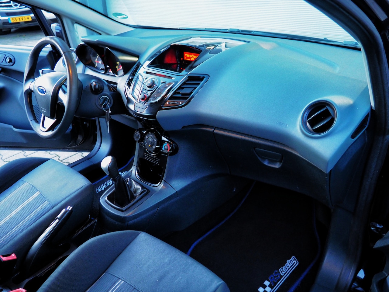 Ford Fiesta - 1.25 Limited AIRCO 5 DEURS LM VELGEN