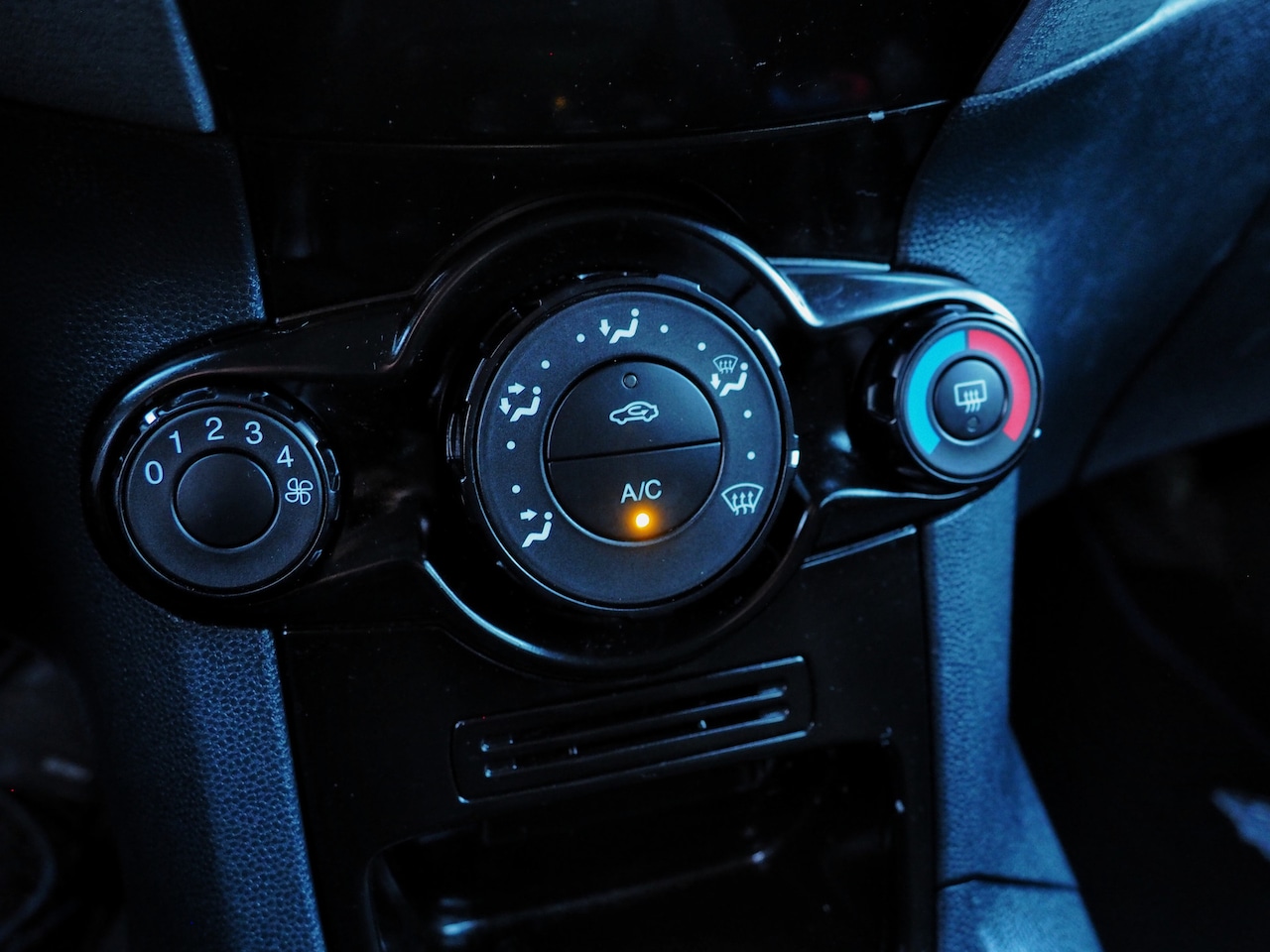 Ford Fiesta - 1.25 Limited AIRCO 5 DEURS LM VELGEN