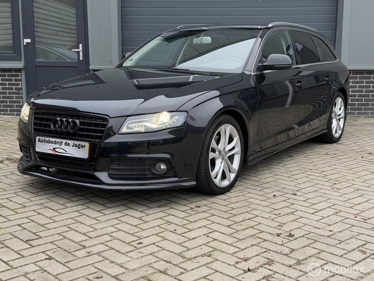Audi A4 Avant - 1.8 TFSI S-LINE/BANG & OLUFSEN/ APK/ NAVIGATIE - AutoWereld.nl