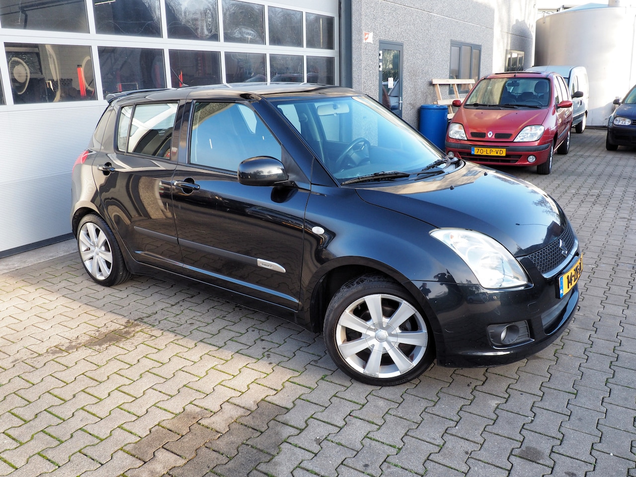 Suzuki Swift - 1.3 Shogun AIRCO LM VELGEN PARKEER S. TREKH.