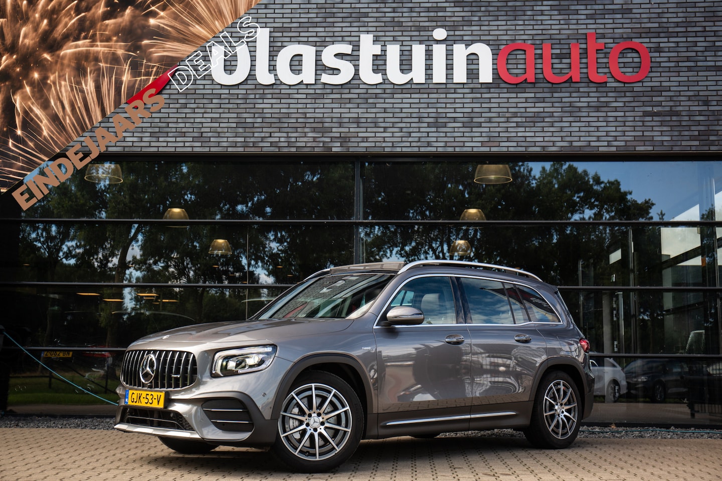 Mercedes-Benz GLB - AMG 35 4MATIC , Panoramadak, Memory seats, Sfeerverlichting - AutoWereld.nl
