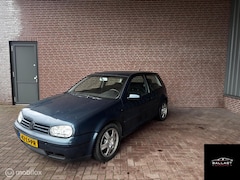 Volkswagen Golf - 1.6-16V Oxford