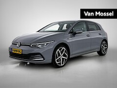 Volkswagen Golf - 1.5 eTSI Style | AUTOMAAT | ACHTERUITRIJCAMERA | STOELVERWARMING | ELEKTRISCHE BESTUURDERS