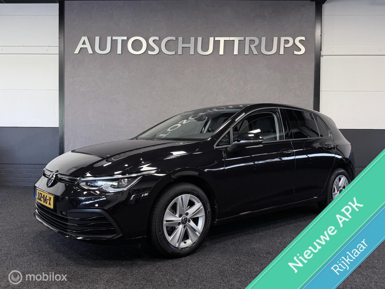 Volkswagen Golf - 1.5 TSI IQ. Ligt / Adap. Cruise / Camera / Carplay / Stoel+Stuurverwarming - AutoWereld.nl