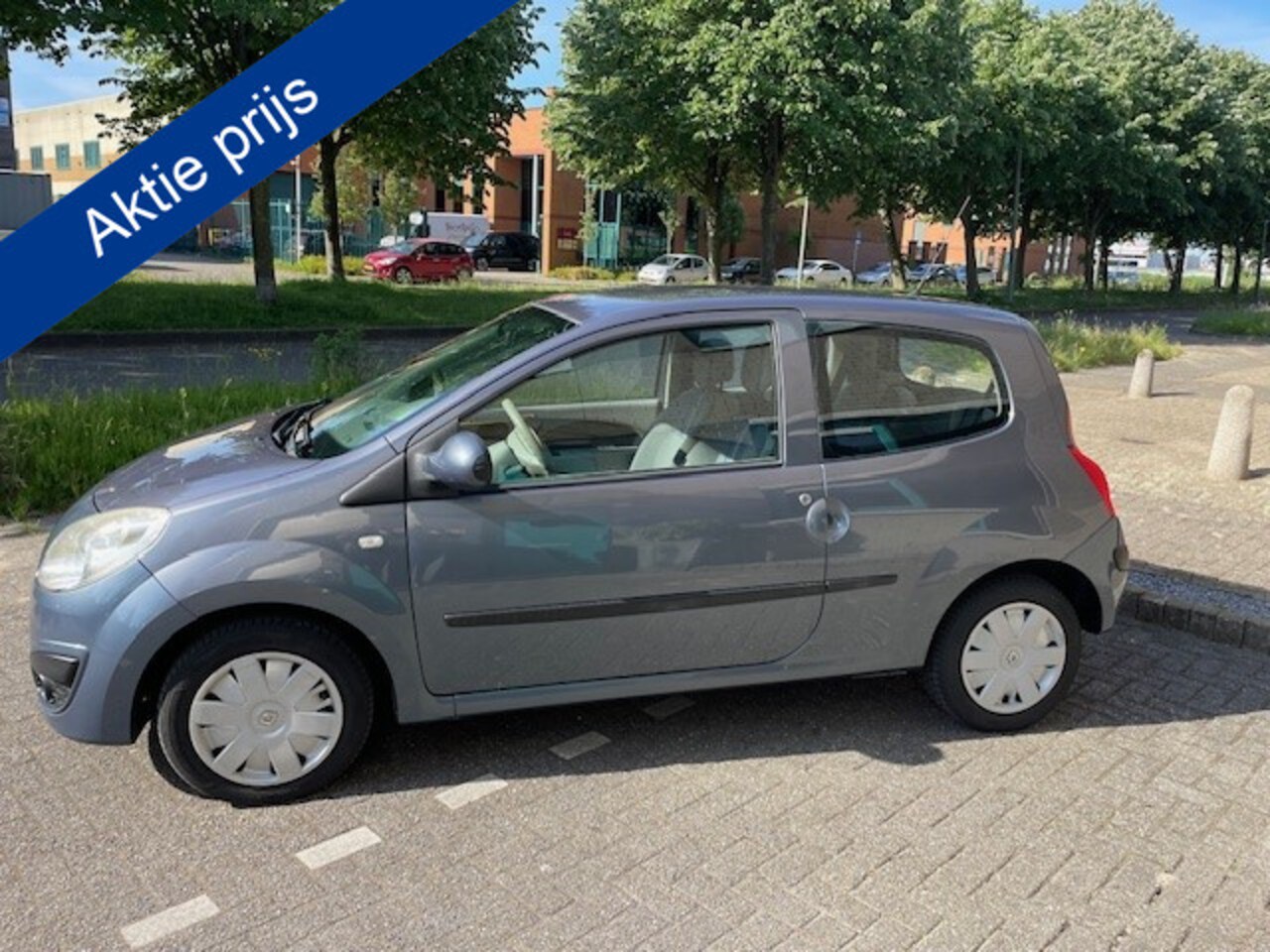 Renault Twingo - 1.2-16V 75 Expression (BJ 2007) APK TM 31/05/2026- KM 180000 NAP | NW KOPPELING) ISOFIX EL - AutoWereld.nl
