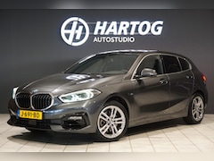 BMW 1-serie - 118i Executive Edition + HARMAN KARDON / CAMERA / STOELVERWARMING