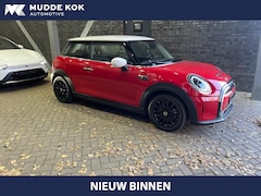 MINI Cooper - Classic 33 kWh | Half Leder | Stoelverwarming | Navigatie | LED | PDC A
