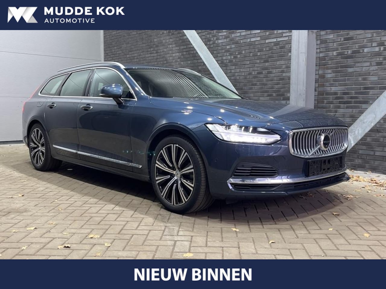 Volvo V90 - T6 AWD Inscription | Panoramadak | Head-Up | ACC | Massage+Ventilatie | 360 Camera | Harma - AutoWereld.nl