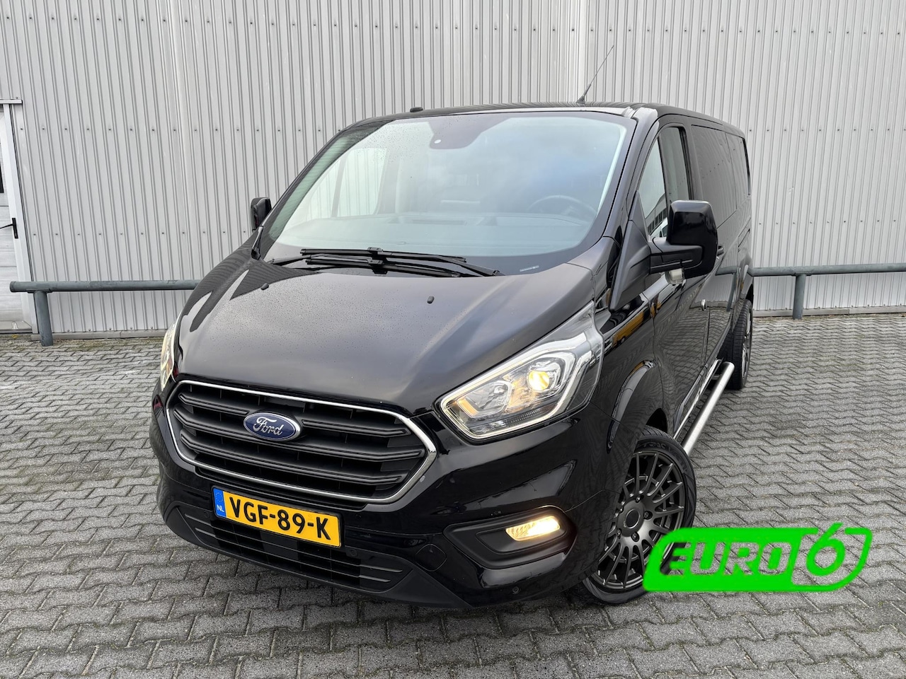 Ford Transit Custom - 2.0 TDCI L2H1 DC*AUTOM.*ECC*CRUISE*NAVI*HAAK*CAM* - AutoWereld.nl